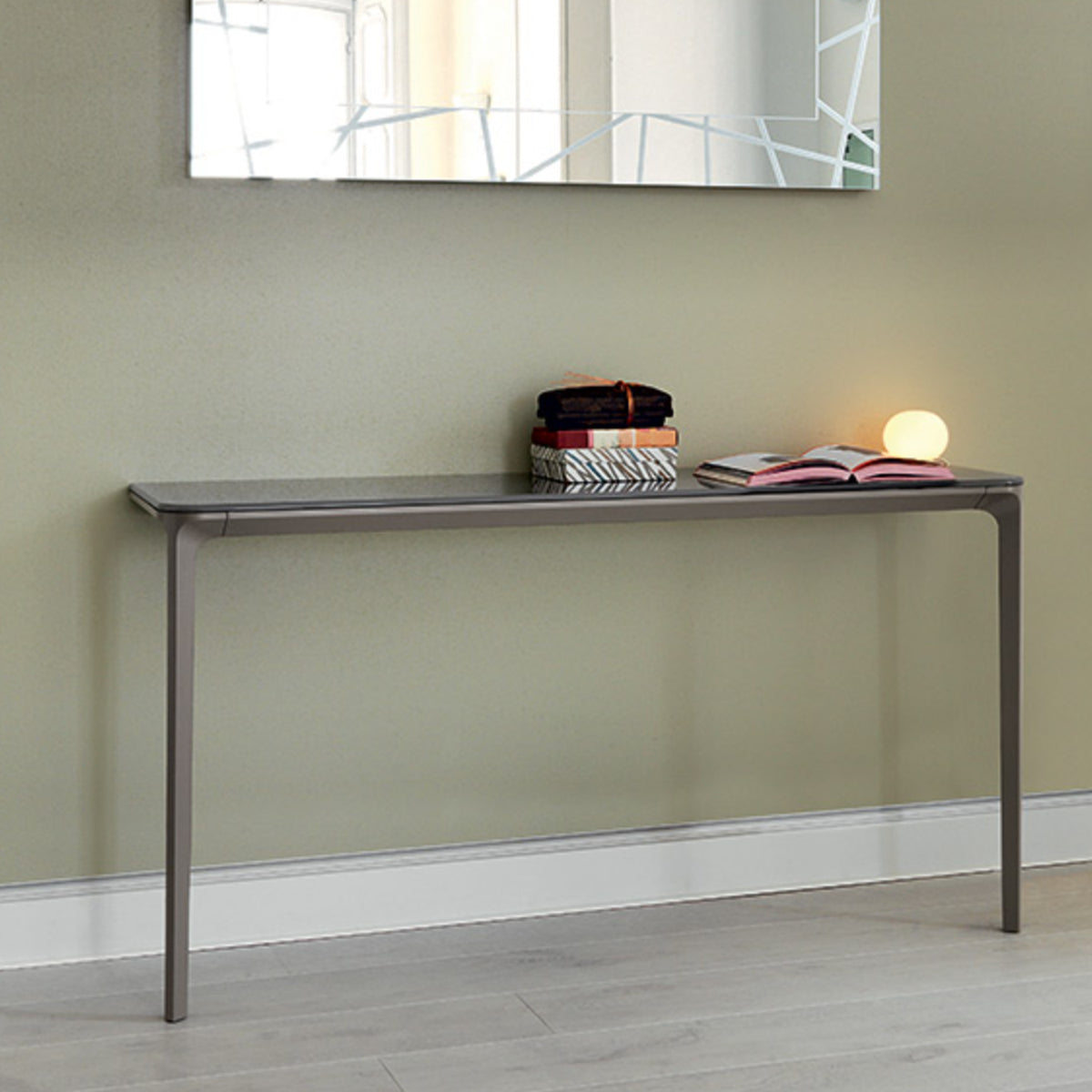 Slim Console Table, 2 legs