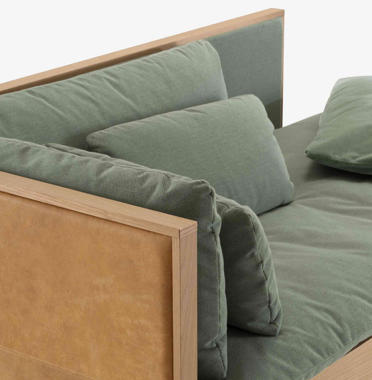 Kobold Soft Chaise Longue With Armrest