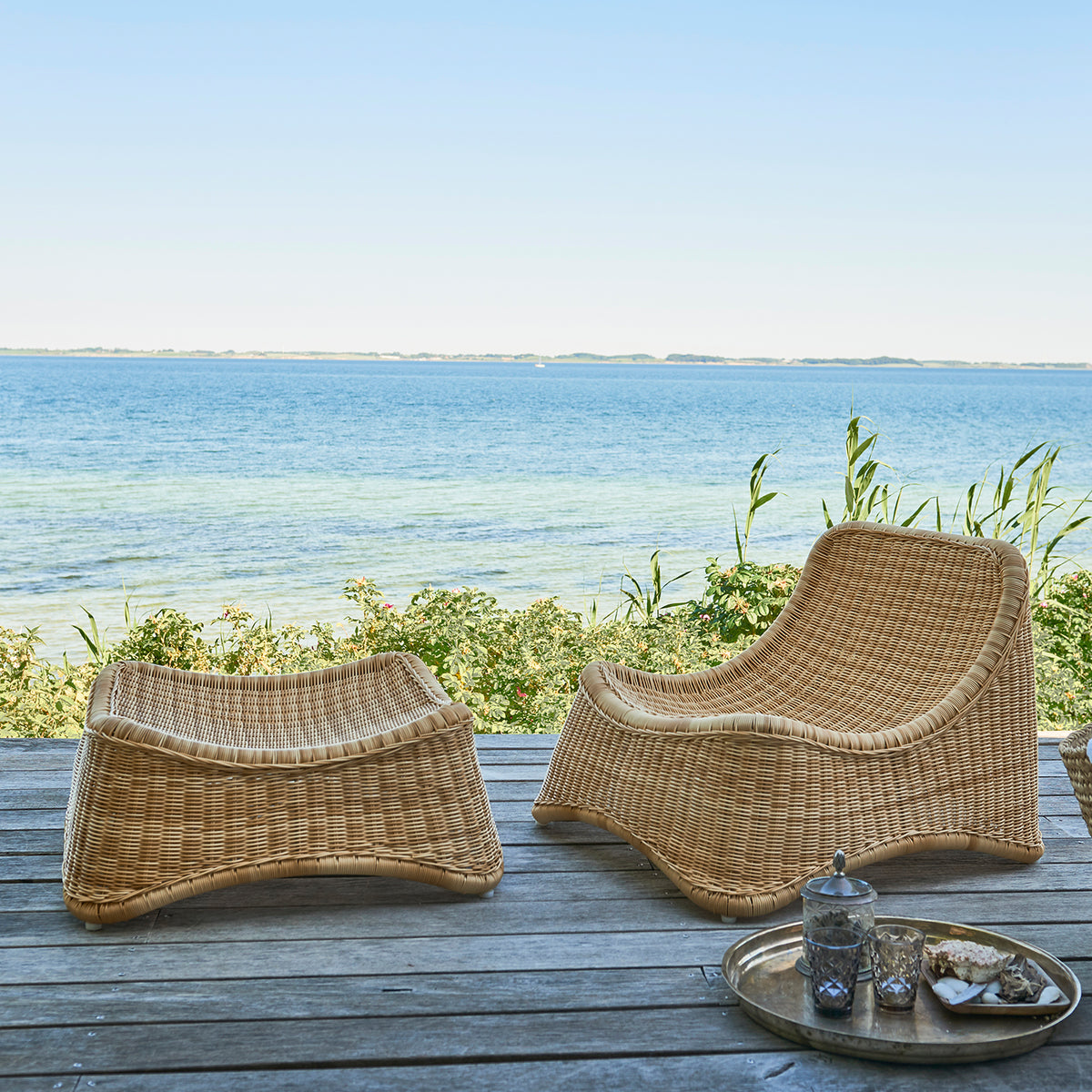 Chill Outdoor Lounge Chair