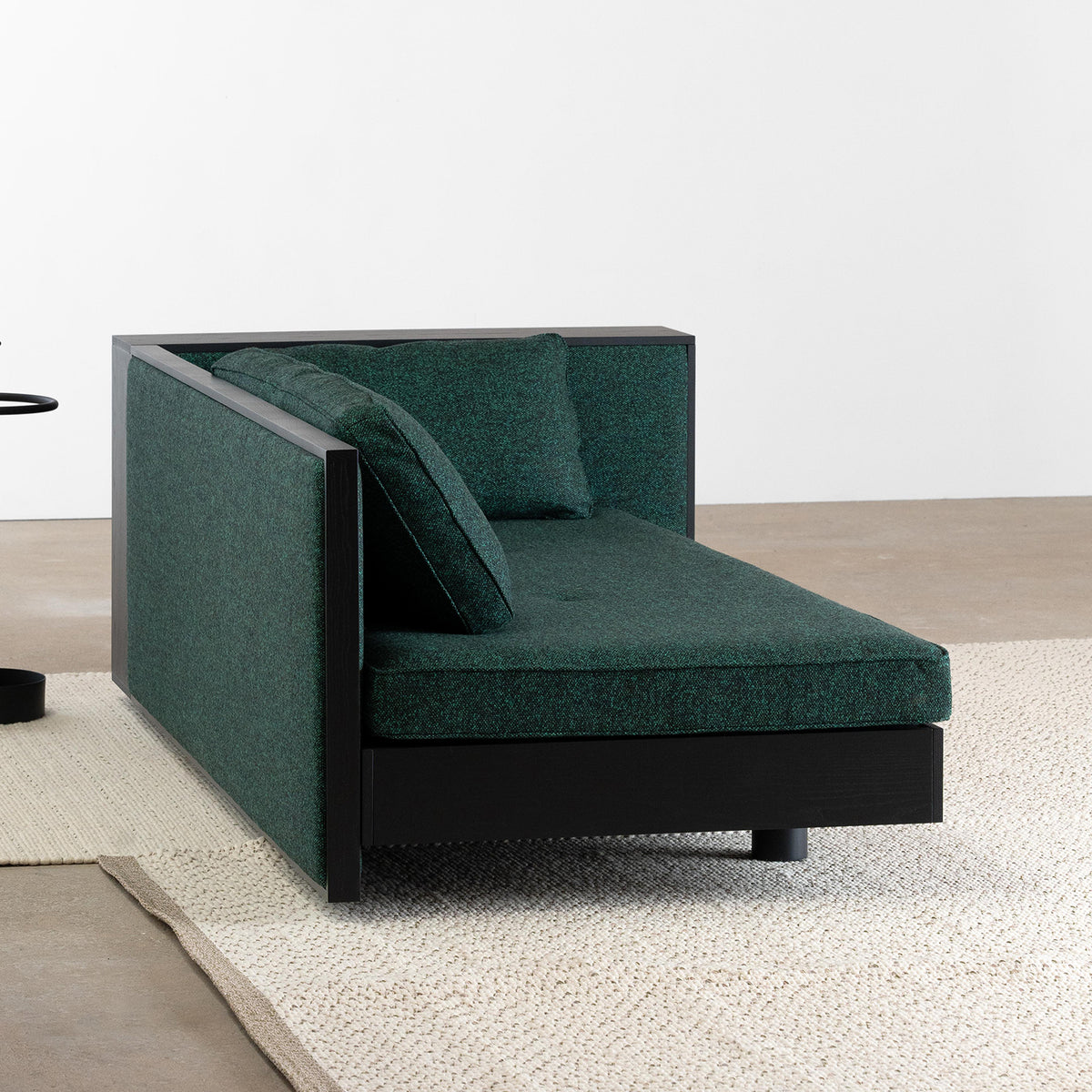 Kobold Classic 1-Armed Settee & Storage Unit