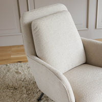 Oliver Armchair, Grade 4