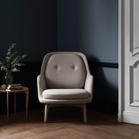 Fri Easy Chair, Wooden Base - Fritz Hansen