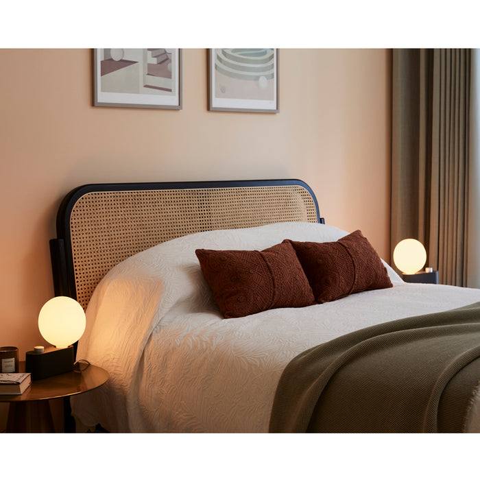 Alumina Table Lamp & Sphere Bulb - Tala