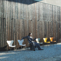 Series 7 Chair, True Yellow - Fritz Hansen